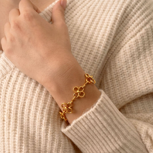 Knot Your Average Loop Bracelet