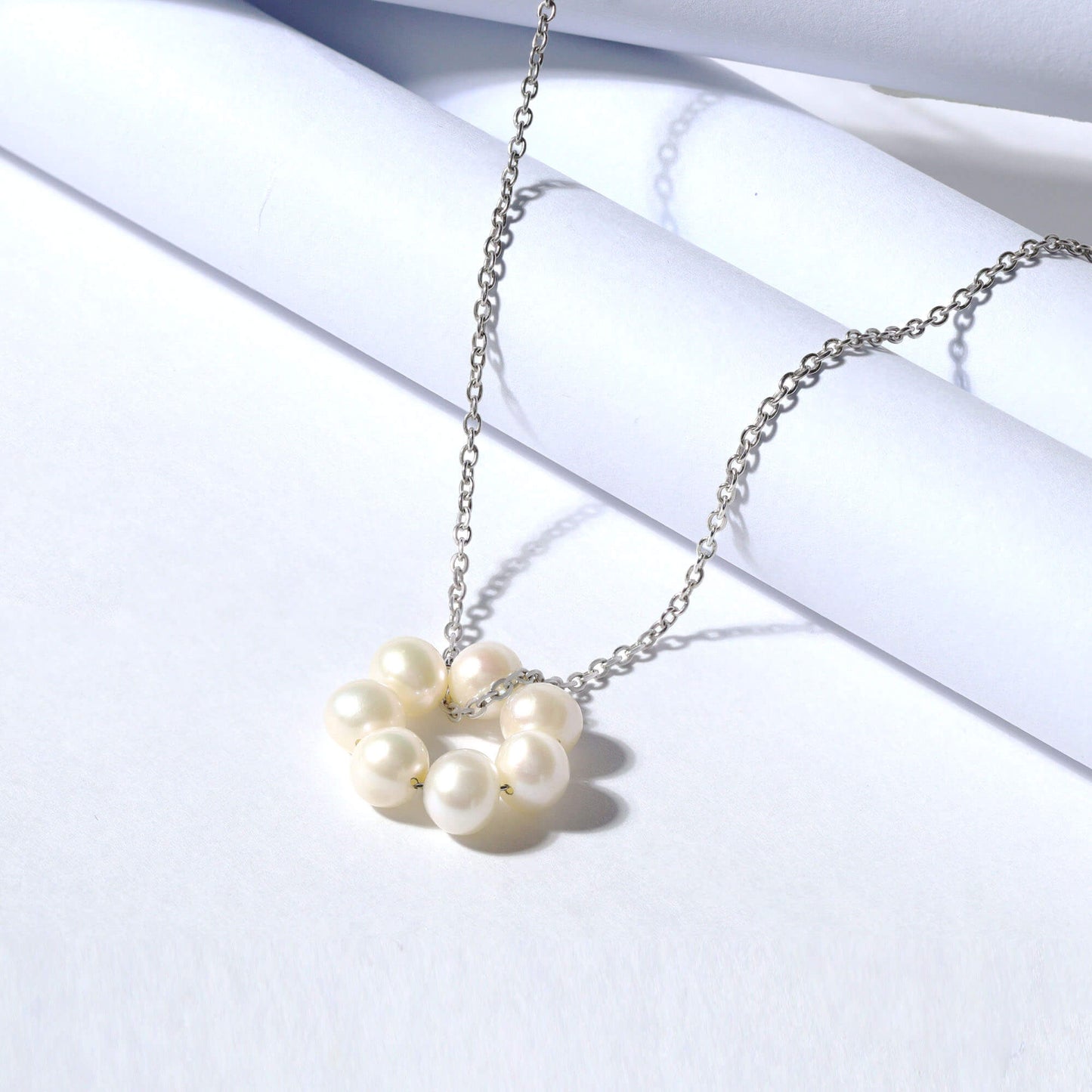 Flower Pearl Pendant