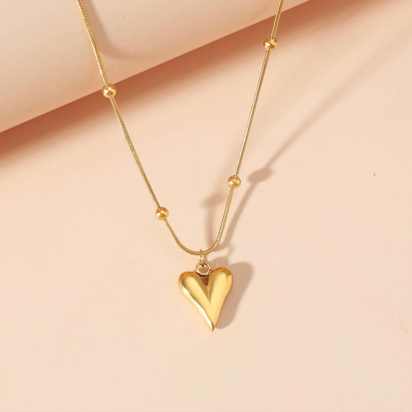 Pointed Heart Pendant
