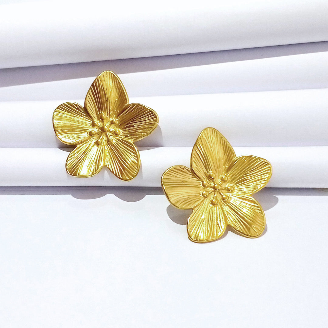 Vintage Flower Stud Earrings