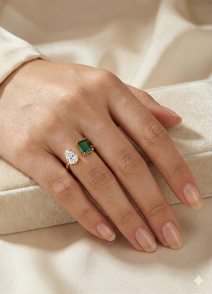 Toi et Moi Green Duo Ring