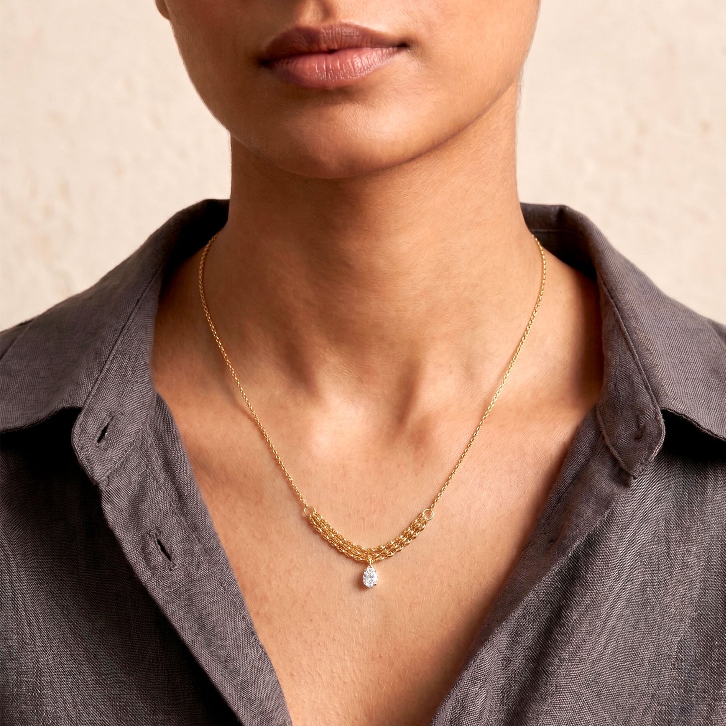 Nora Crystal Pendant