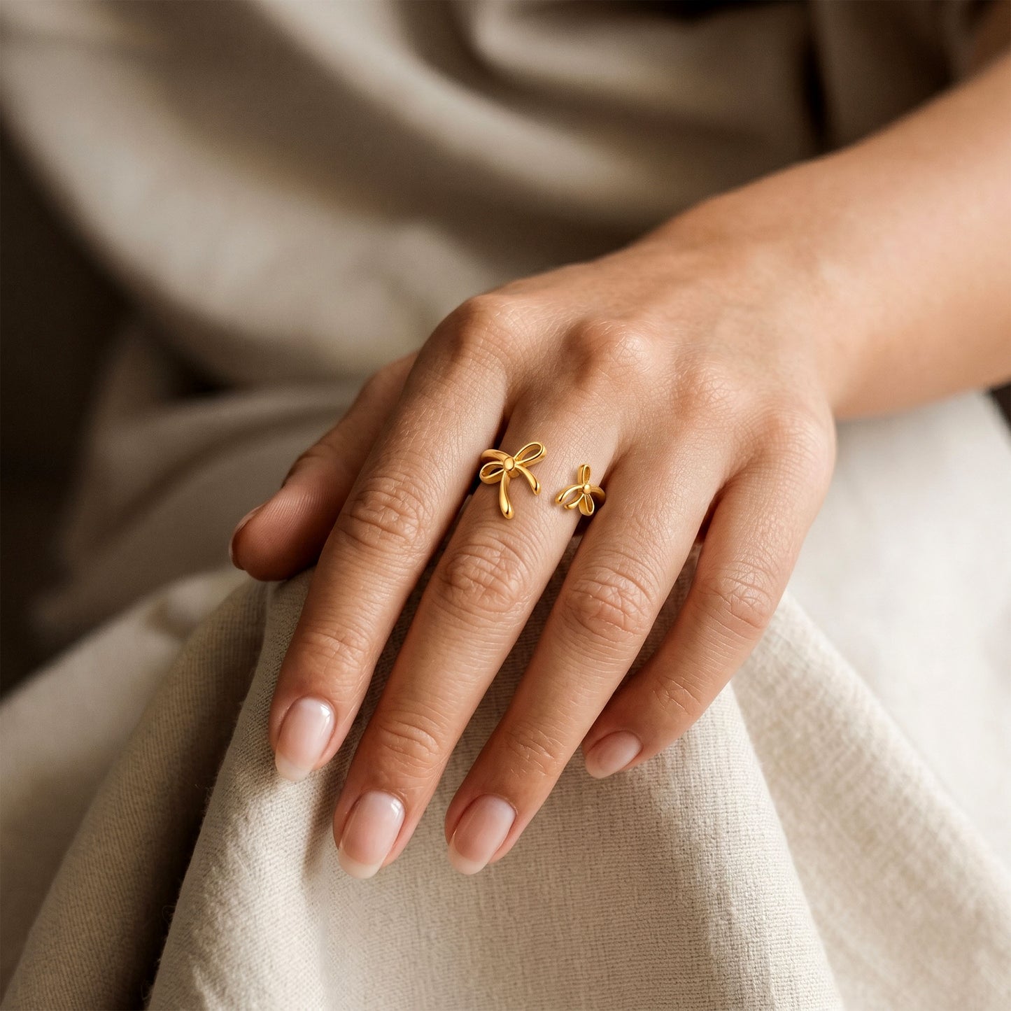 Dainty Bow Ring