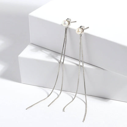 Thread Pearl Earrings