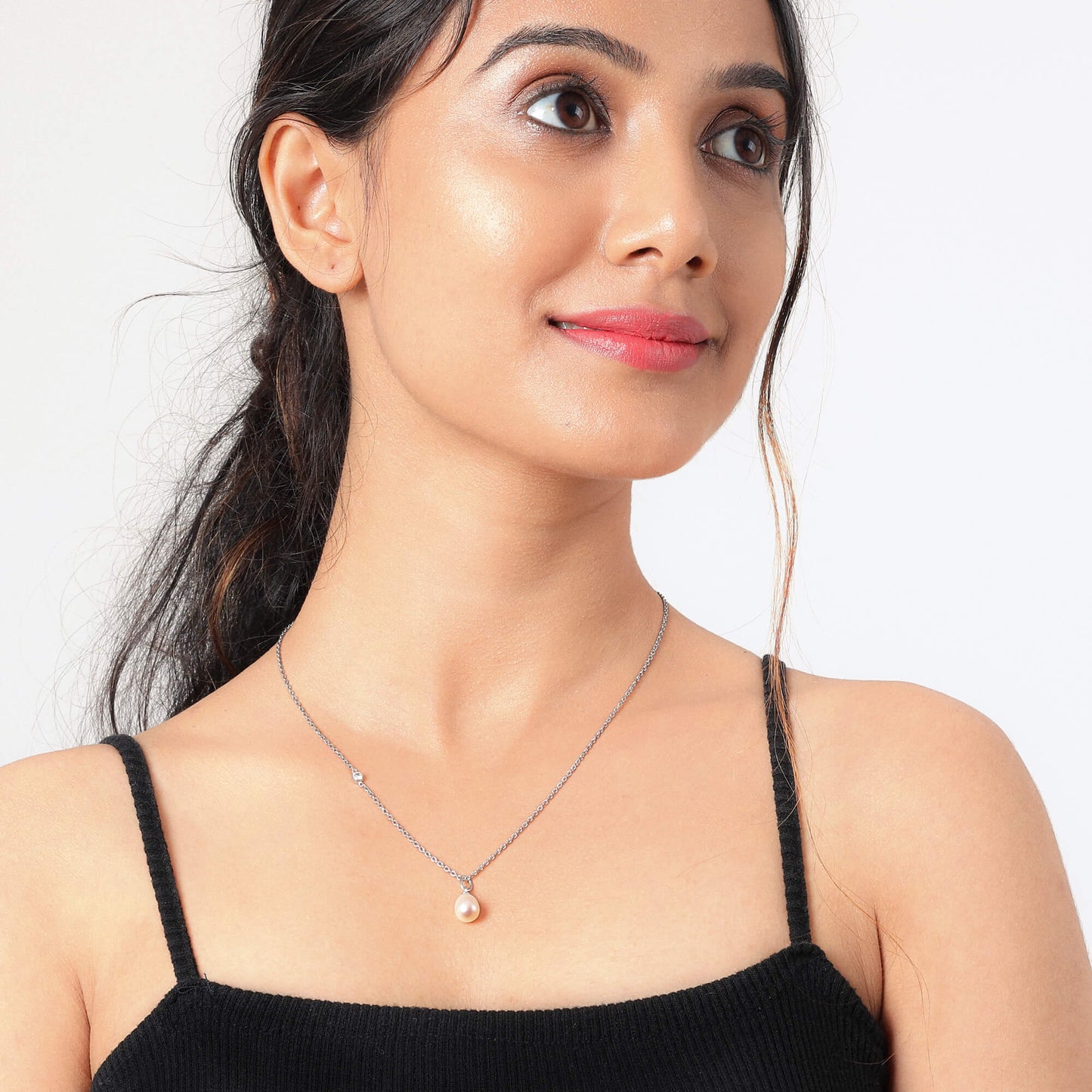 Elegant Pearl Drop Pendant
