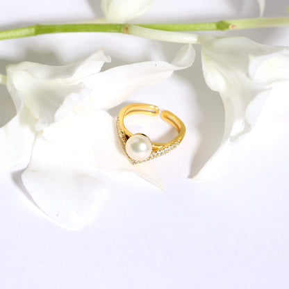 Crown Pearl Ring